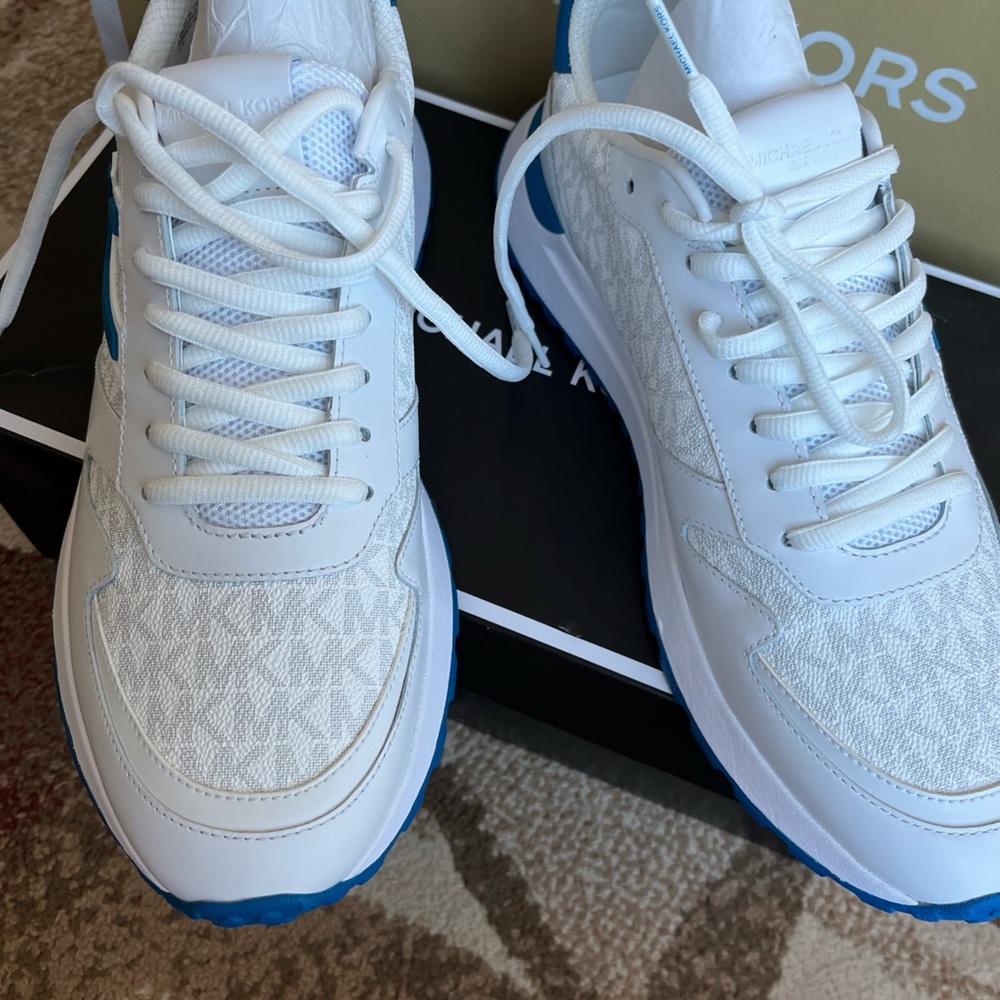 MICHAEL KORS Dax Trainer Leather and Mesh 44S3DRFS2B NEW with TAGS oasis